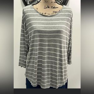 a.n.a Woman’s gray and white stripe 3/4 sleeve top Size 1X